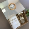 Convite de Padrinhos luxo - 1- Toalha personalizada, Frasco Nossa Senhora e almofada com mini terço