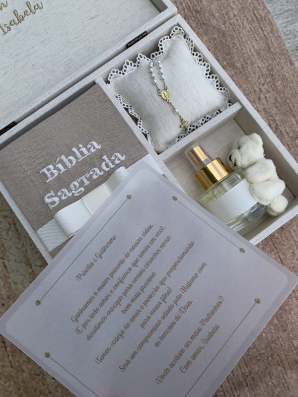 Convite de Padrinhos Bíblia, Almofada e Aromatizador home spray com urso - Imagem 2