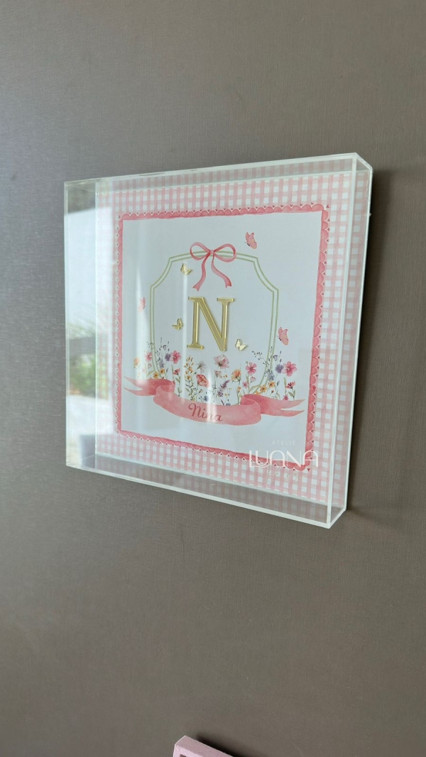 Porta maternidade Nina acrílico 25x25